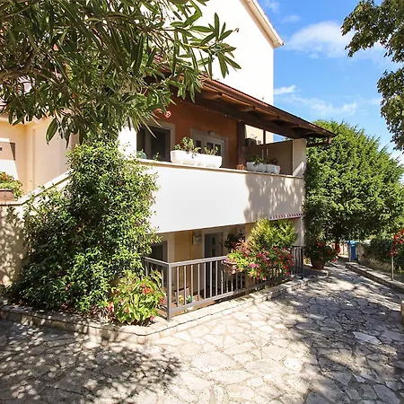 Eugen 1346 Apartament